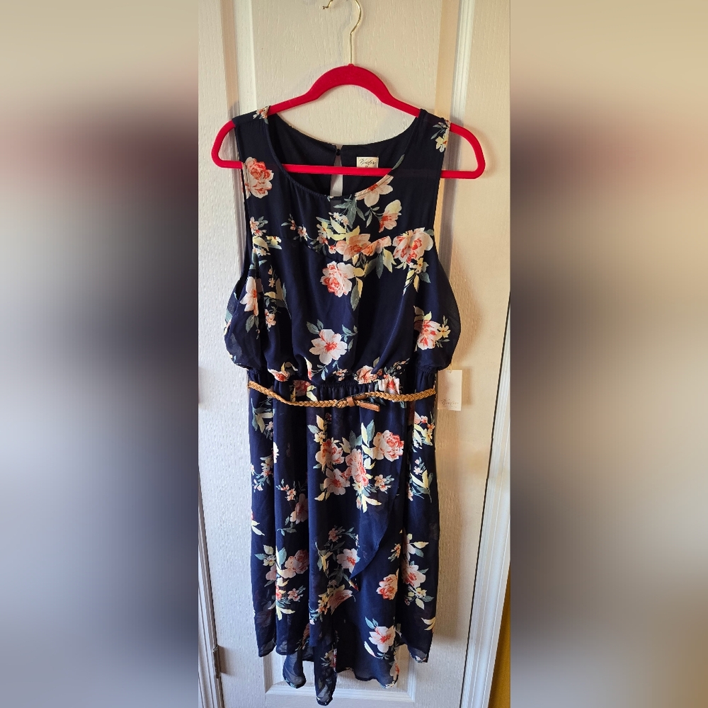 Winslow Navy Floral Dress